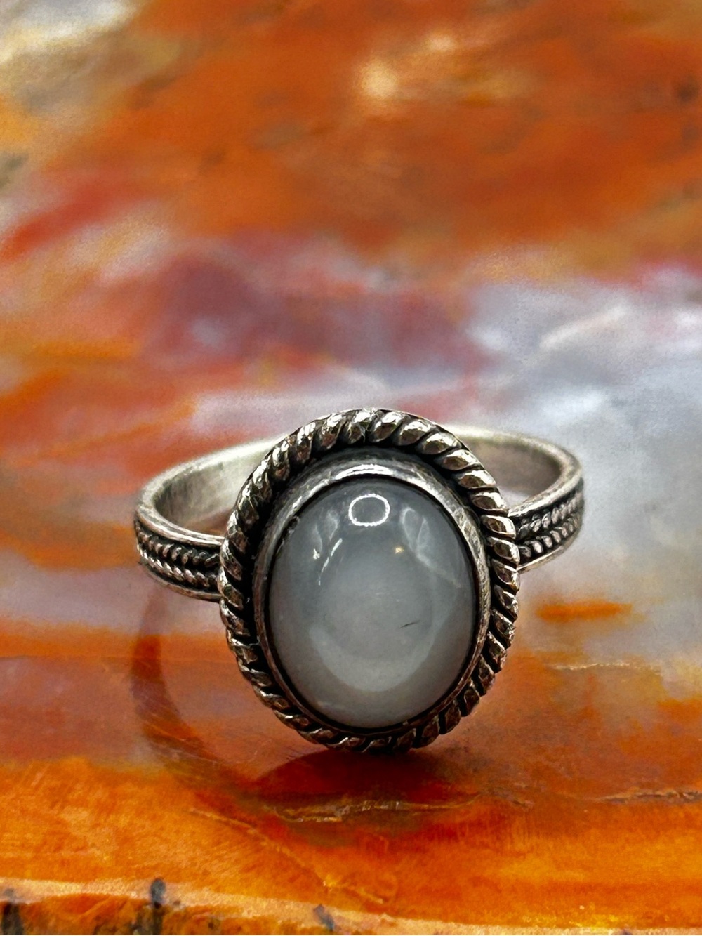 Sterling Silver Cats Eye Ring - Size 5.5